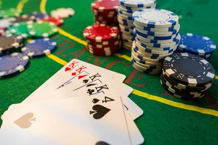 indosattoto login live dealer blackjack table displayed on mobile screen
